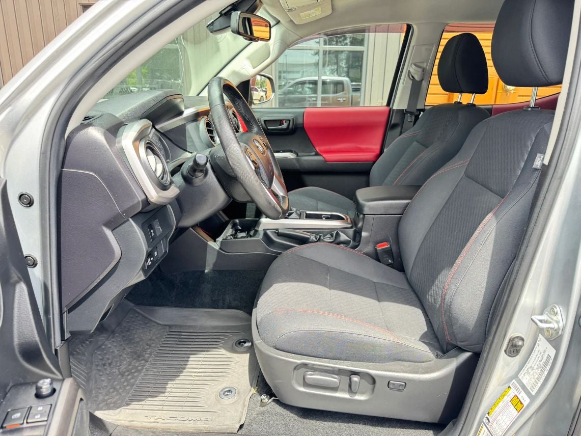 2023 Toyota Tacoma Double Cab SR5 Pickup 4D 5 ft