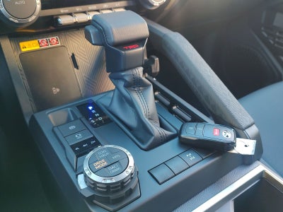 2024 Toyota Tacoma TRD Off-Road Pickup 4D 5 ft