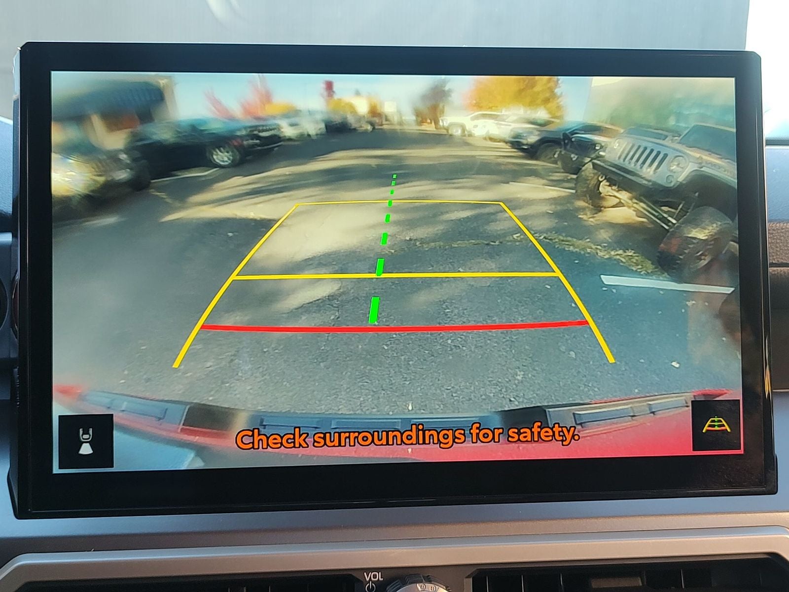 2024 Toyota Tacoma TRD Off-Road Pickup 4D 5 ft