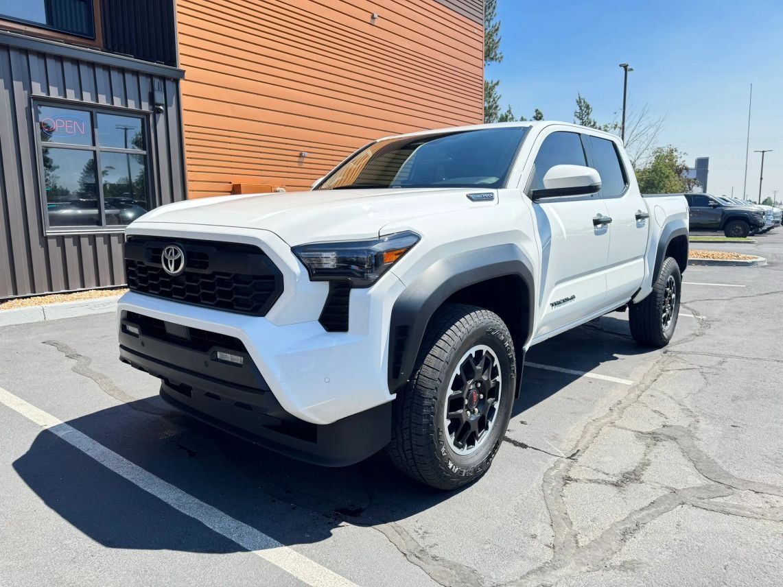 2024 Toyota Tacoma Double Cab TRD Off-Road I-FORCE MAX Pickup 4D 5 ft