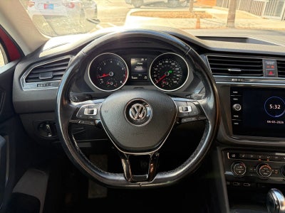 2018 Volkswagen Tiguan 2.0T SE 4Motion