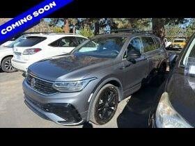 2022 Volkswagen Tiguan SE R-Line Black