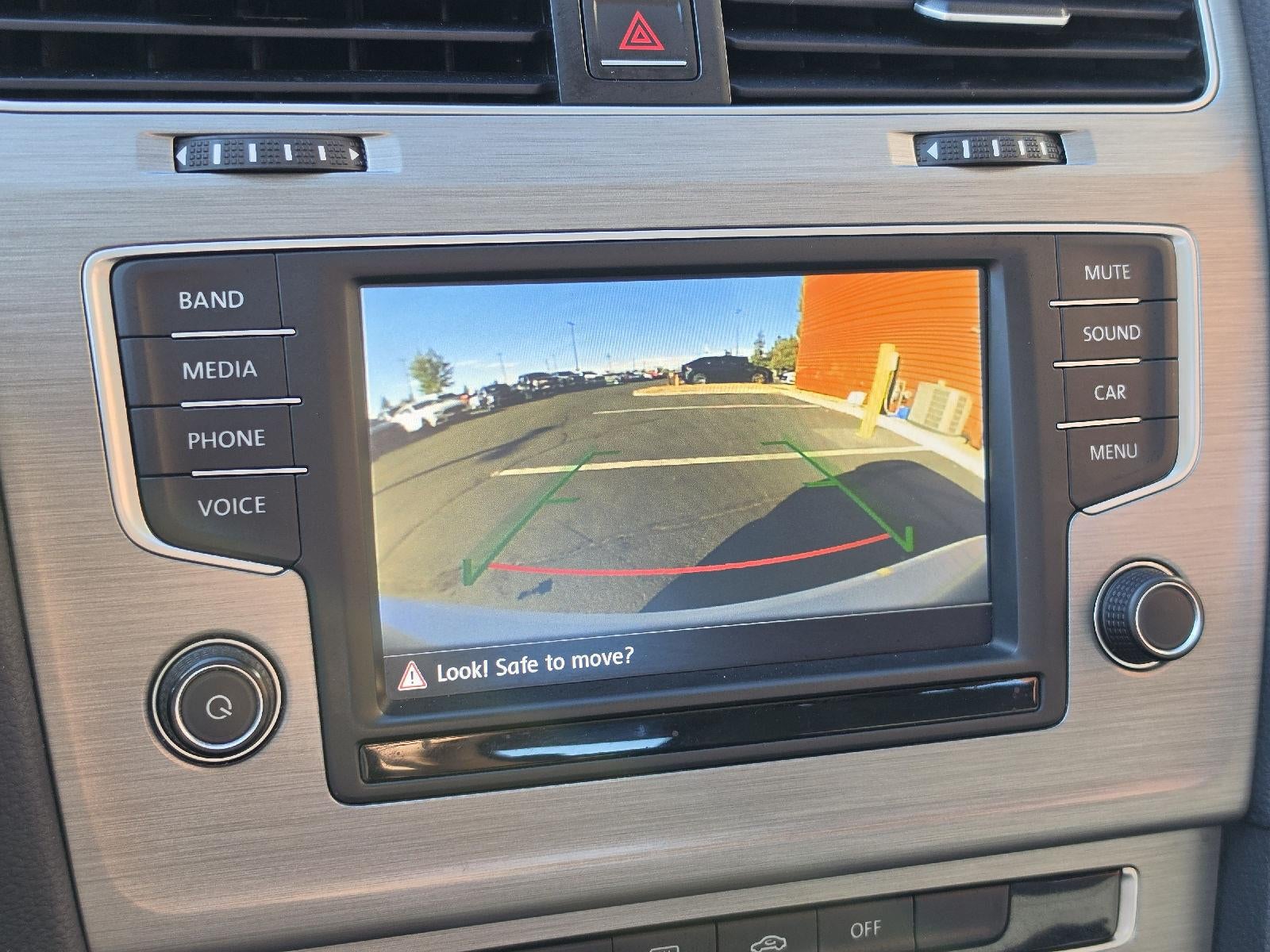 2016 Volkswagen Golf TSI S w/Sunroof
