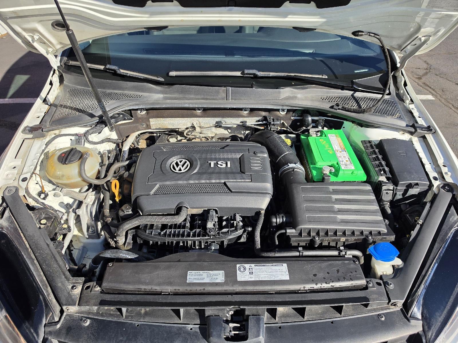 2016 Volkswagen Golf TSI S w/Sunroof