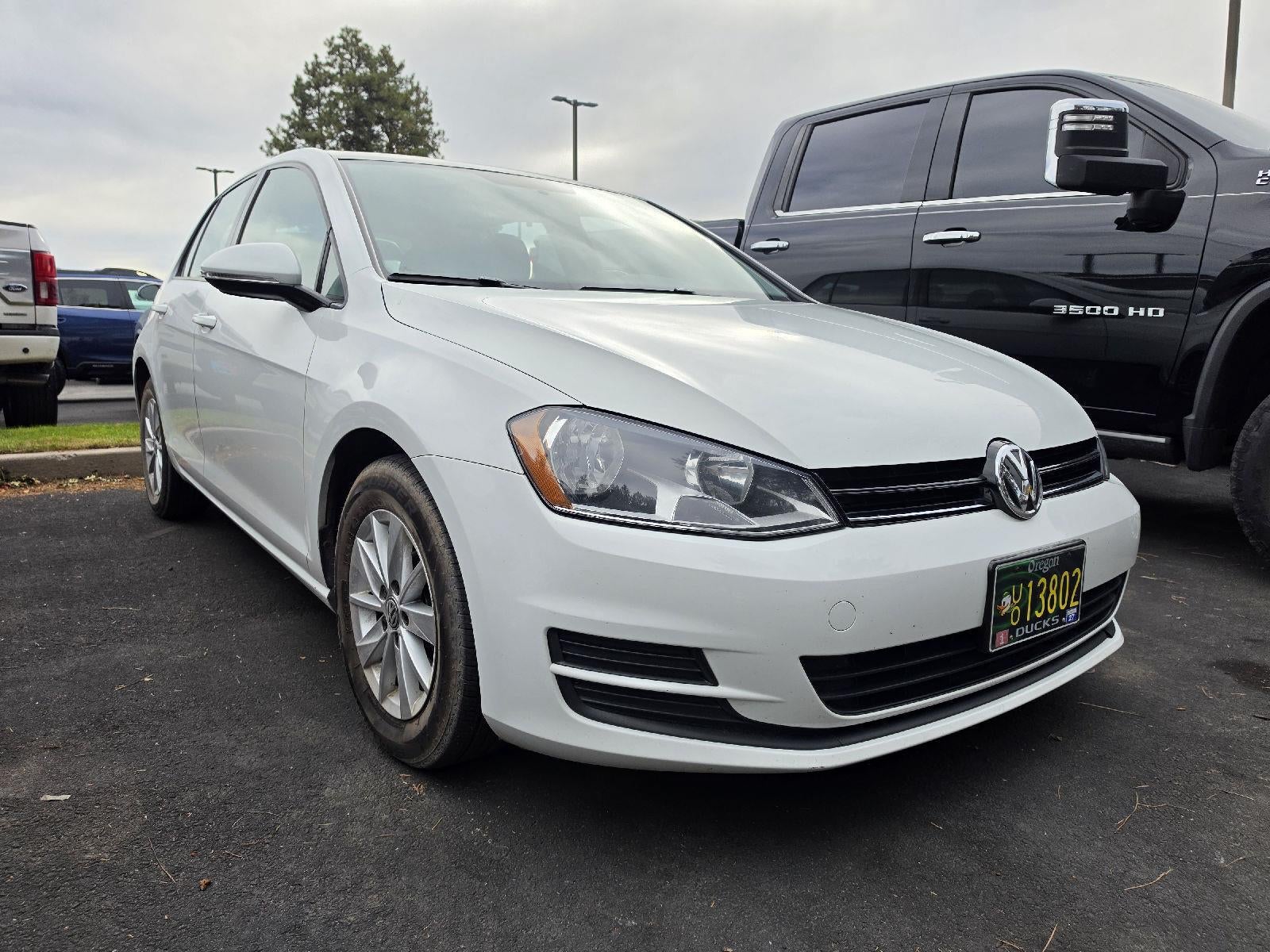 2016 Volkswagen Golf TSI S w/Sunroof