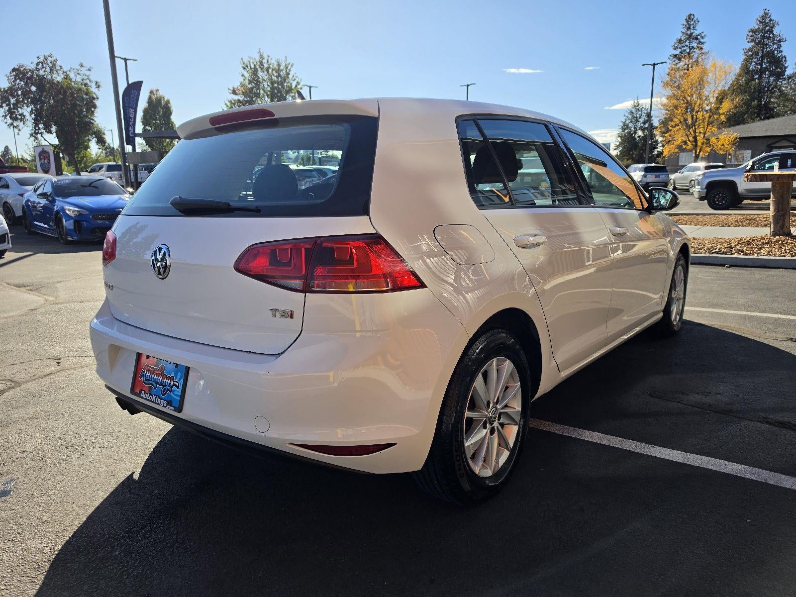 2016 Volkswagen Golf TSI S w/Sunroof