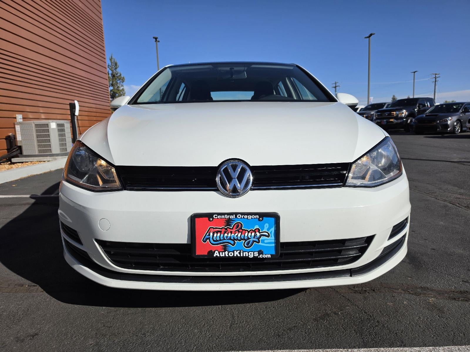 2016 Volkswagen Golf TSI S w/Sunroof