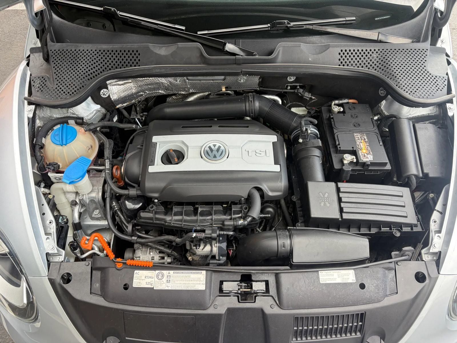 2012 Volkswagen Beetle 2.0 TSi