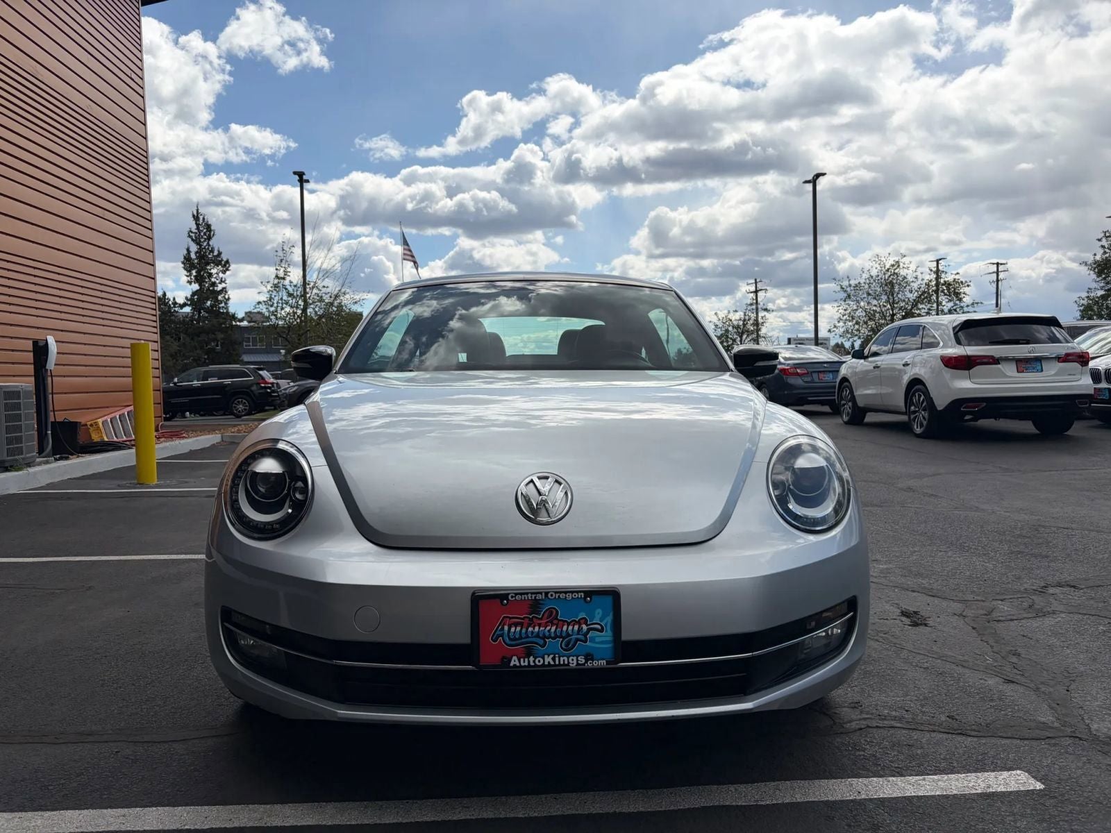 2012 Volkswagen Beetle 2.0 TSi