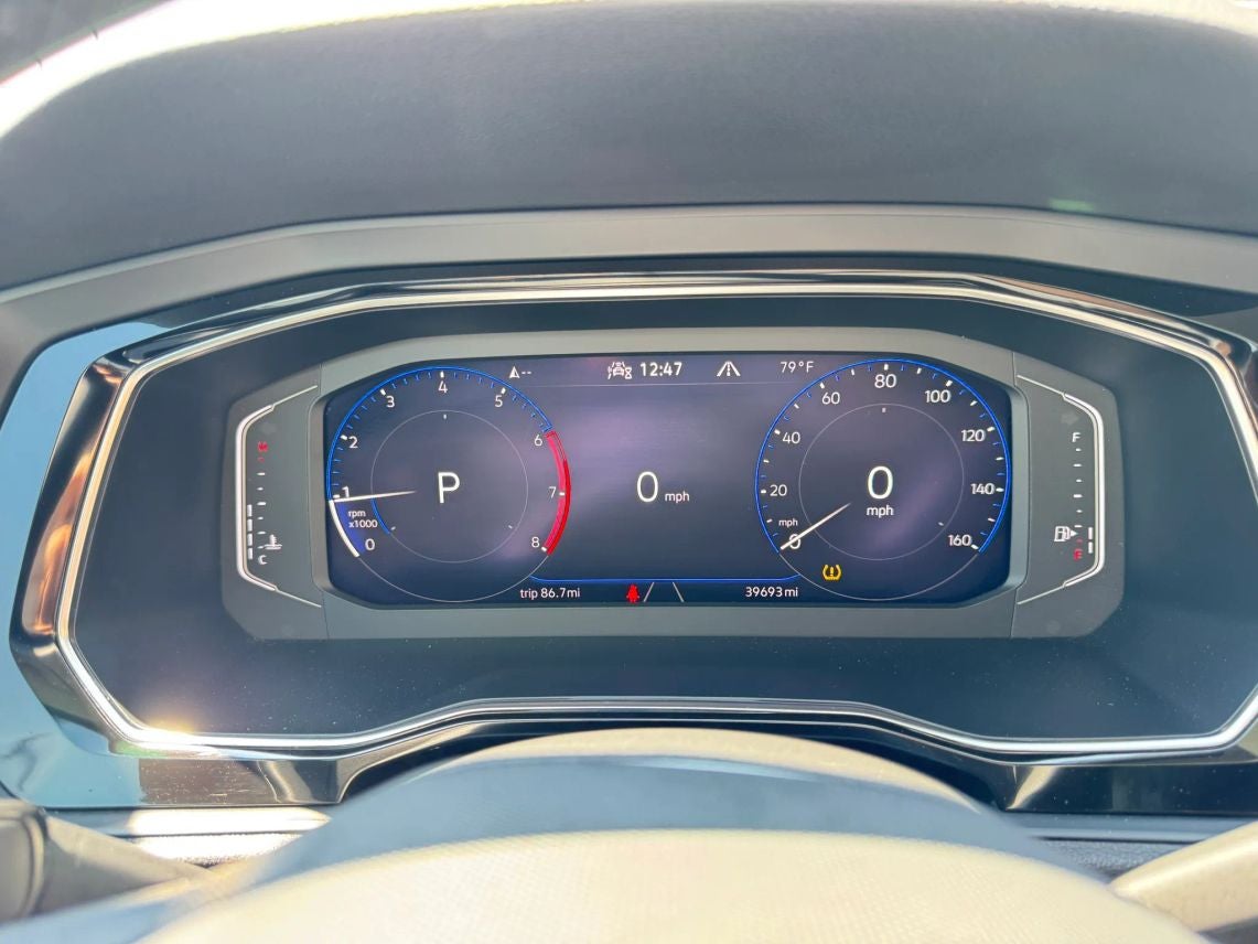 2022 Volkswagen Jetta 1.5T SEL Sedan 4D