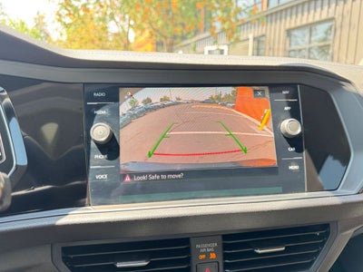 2022 Volkswagen Jetta 1.5T SEL Sedan 4D
