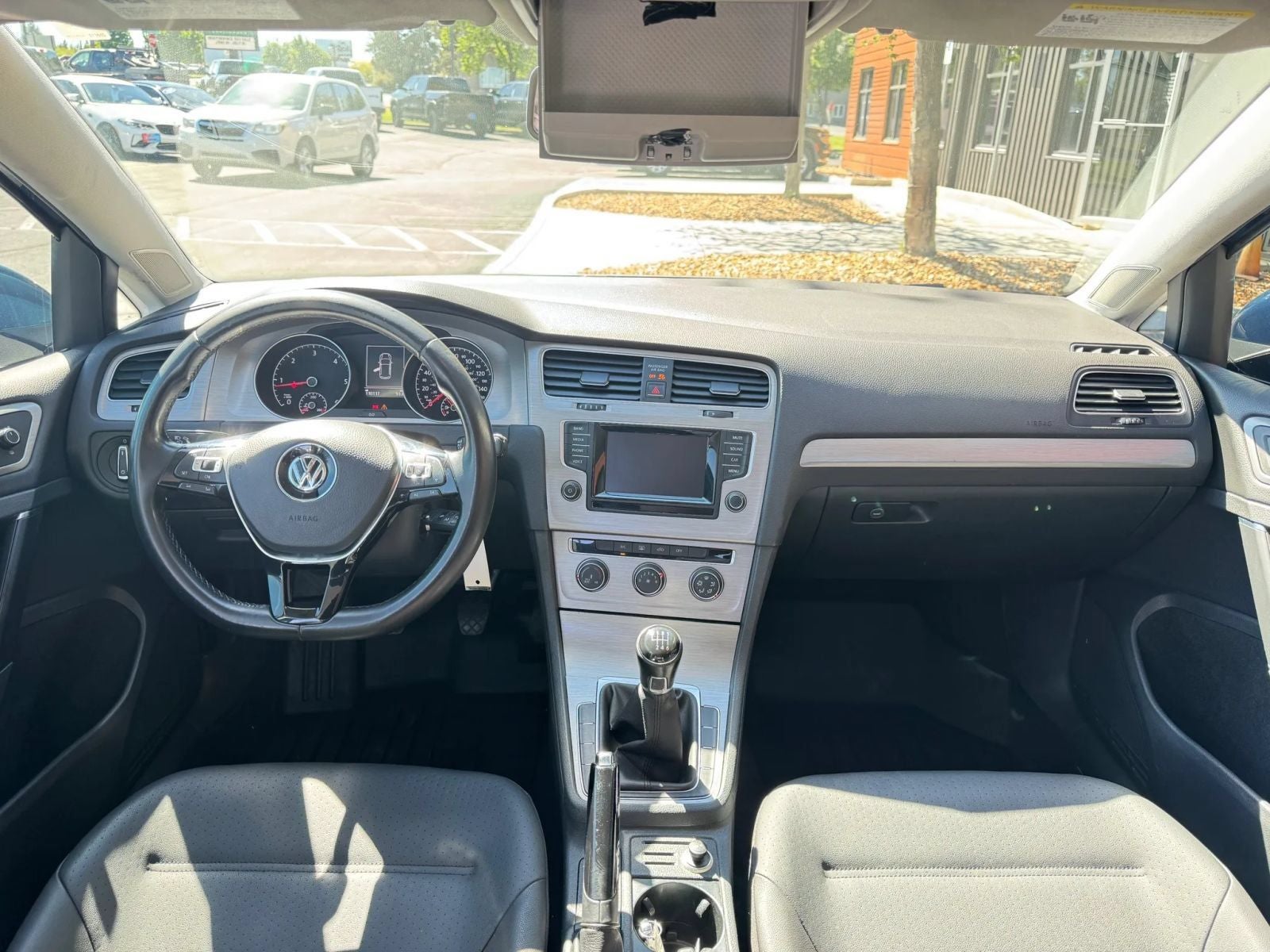 2015 Volkswagen Golf TDI S 4-Door