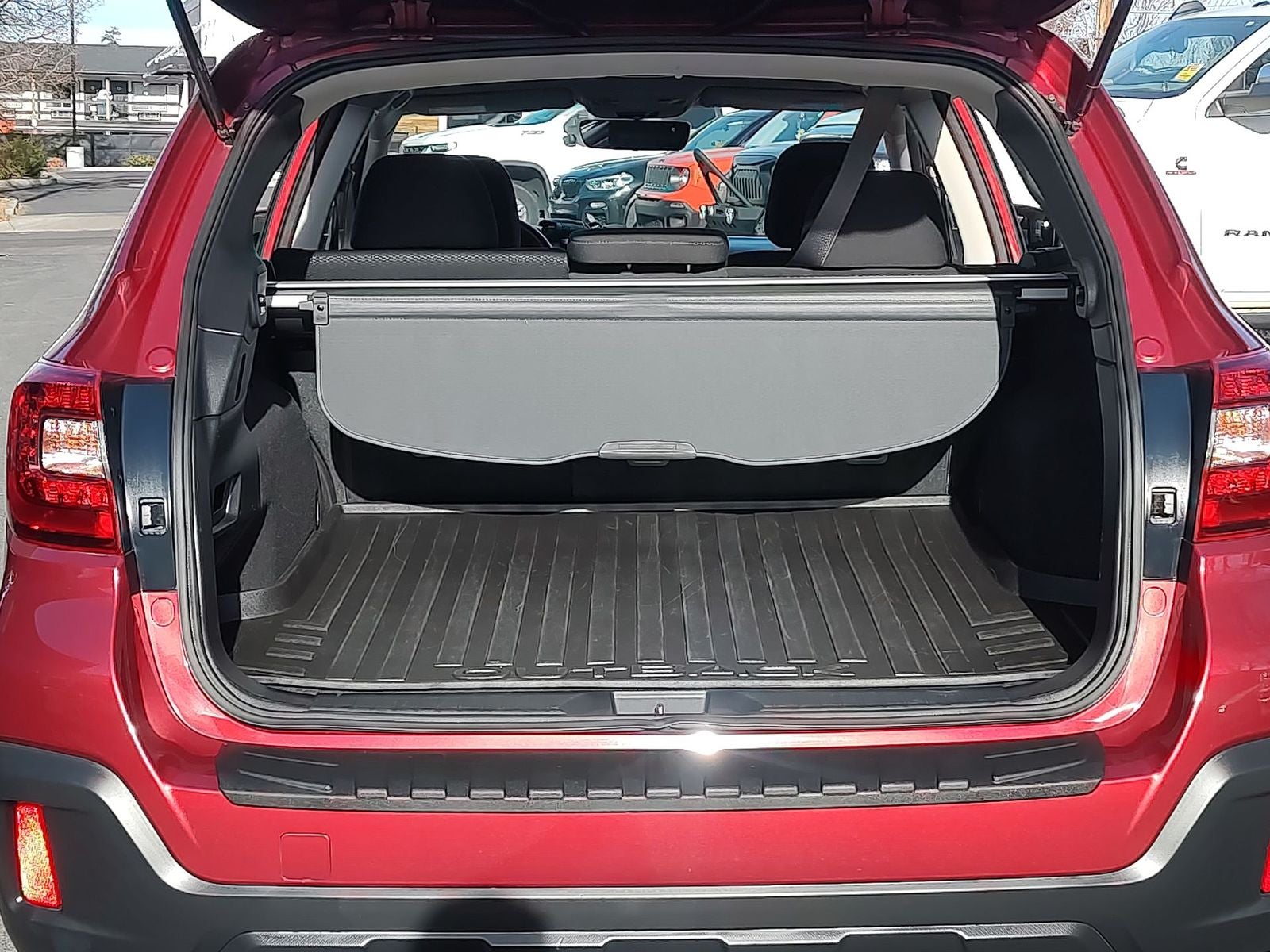 2018 Subaru Outback 2.5i Premium