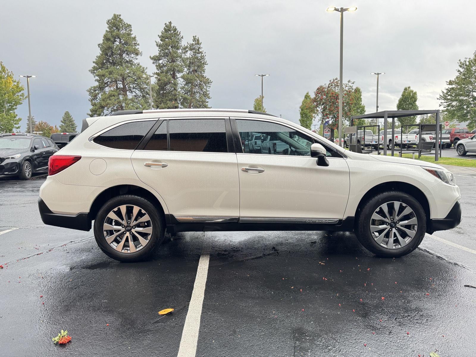 2019 Subaru Outback Touring