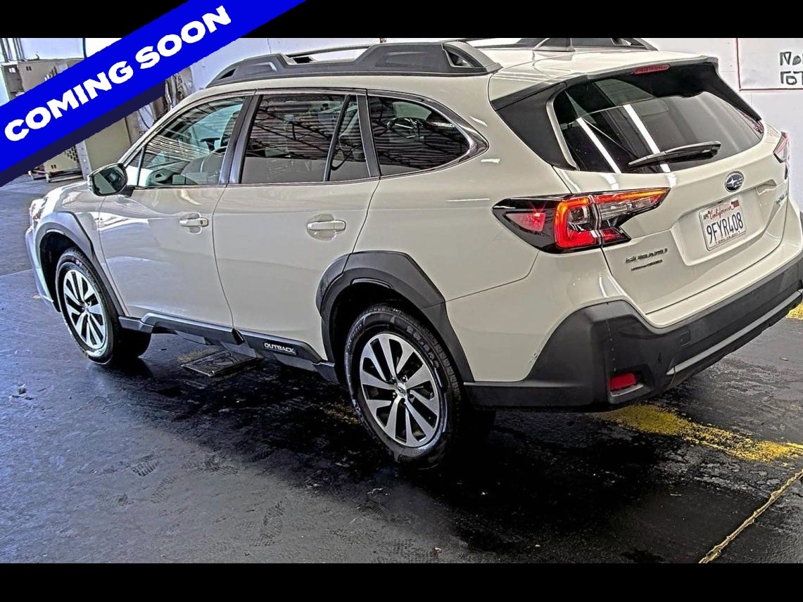 2023 Subaru Outback Premium Wagon 4D