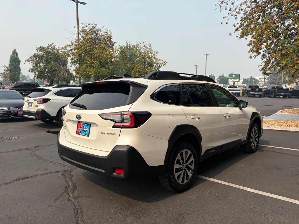 2023 Subaru Outback Premium Wagon 4D