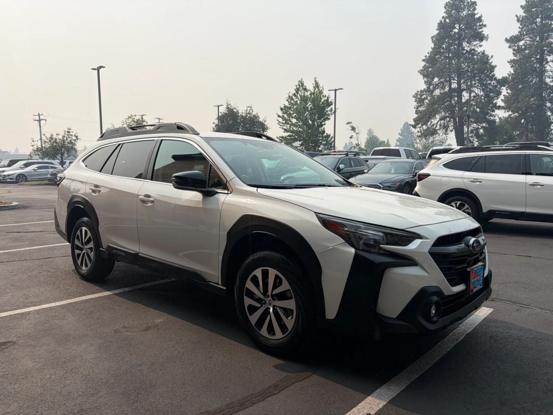 2023 Subaru Outback Premium Wagon 4D