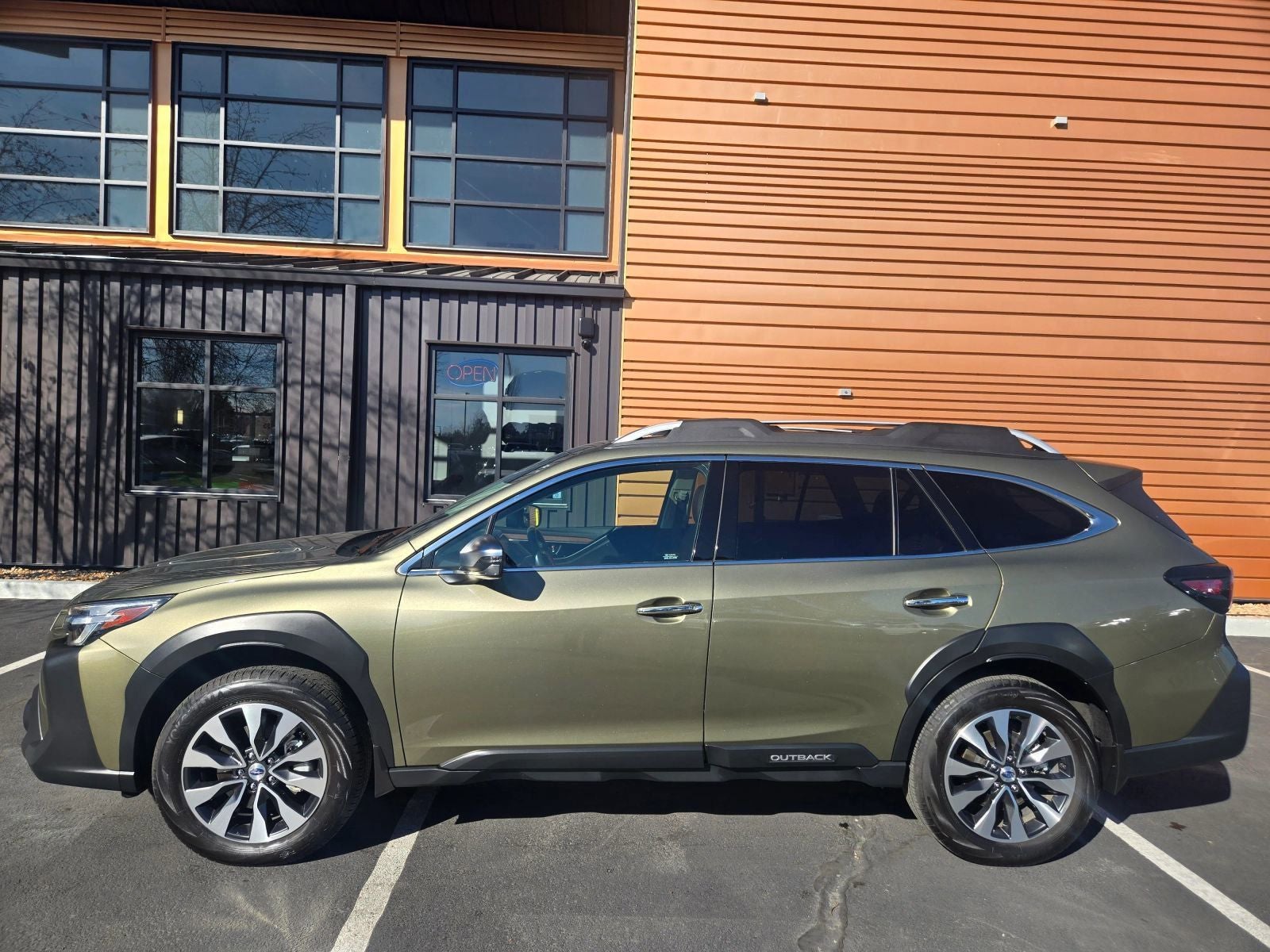 2024 Subaru Outback Touring XT
