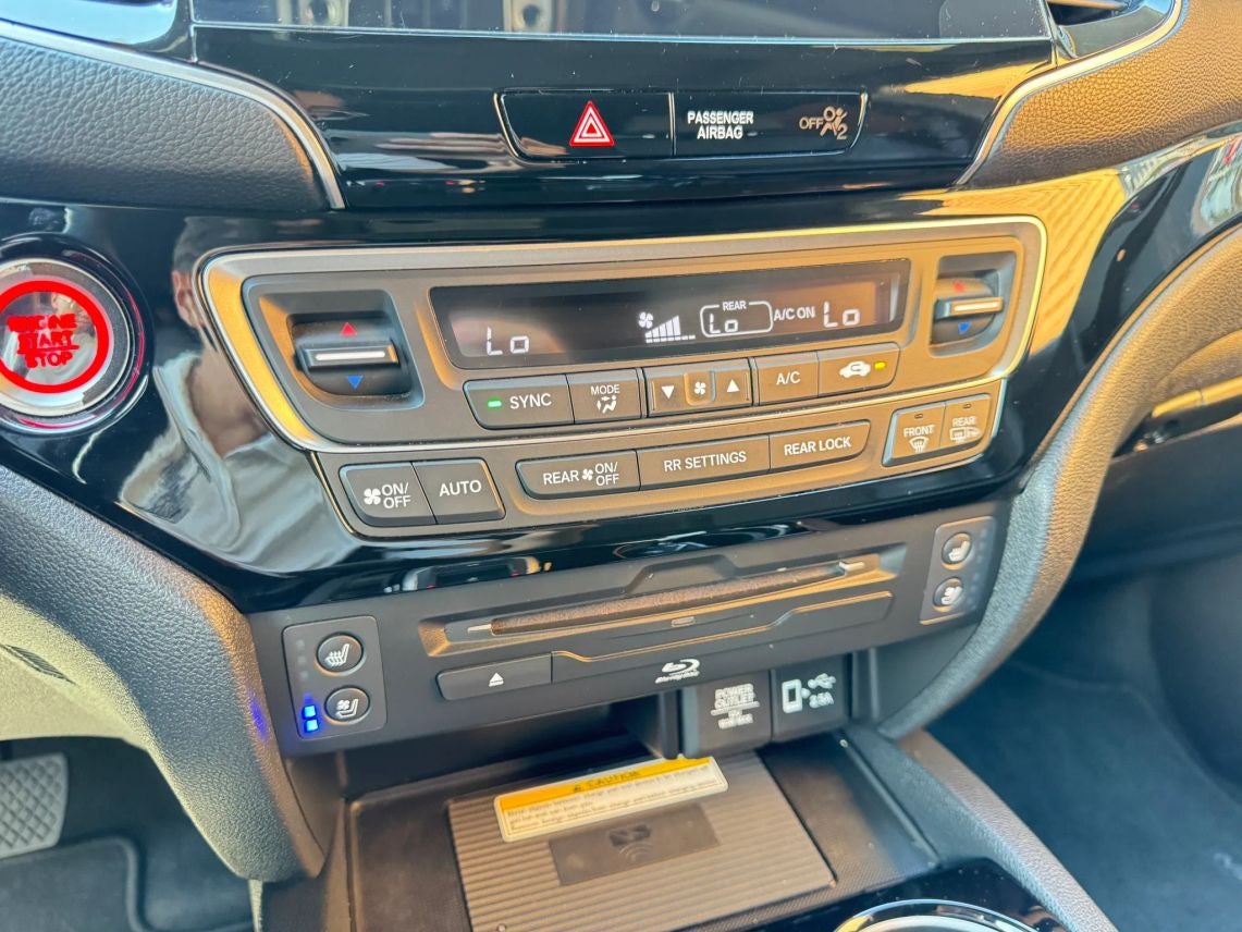 2022 Honda Pilot Black Edition Sport Utility 4D