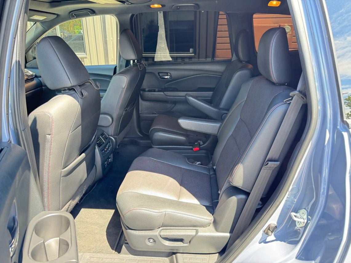 2022 Honda Pilot Black Edition Sport Utility 4D