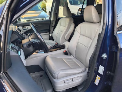 2022 Honda Pilot Touring 8 Passenger