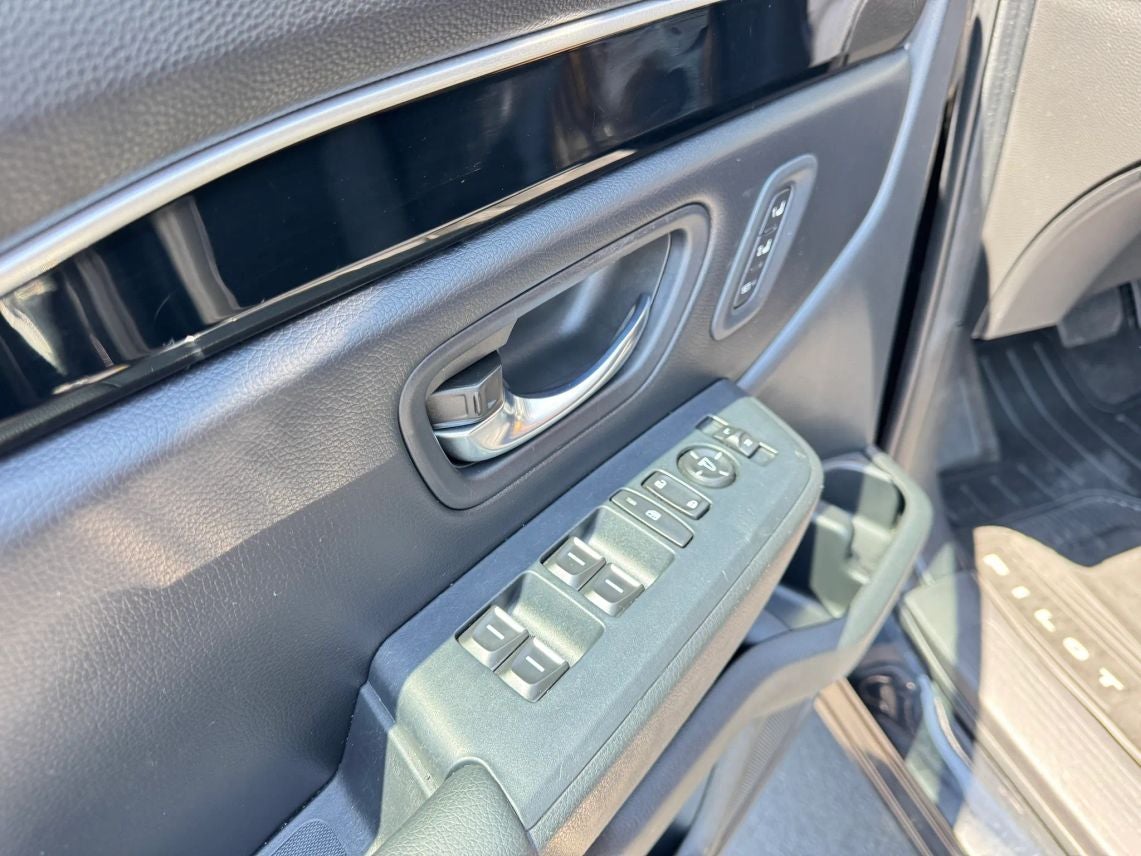 2023 Honda Pilot Touring Sport Utility 4D