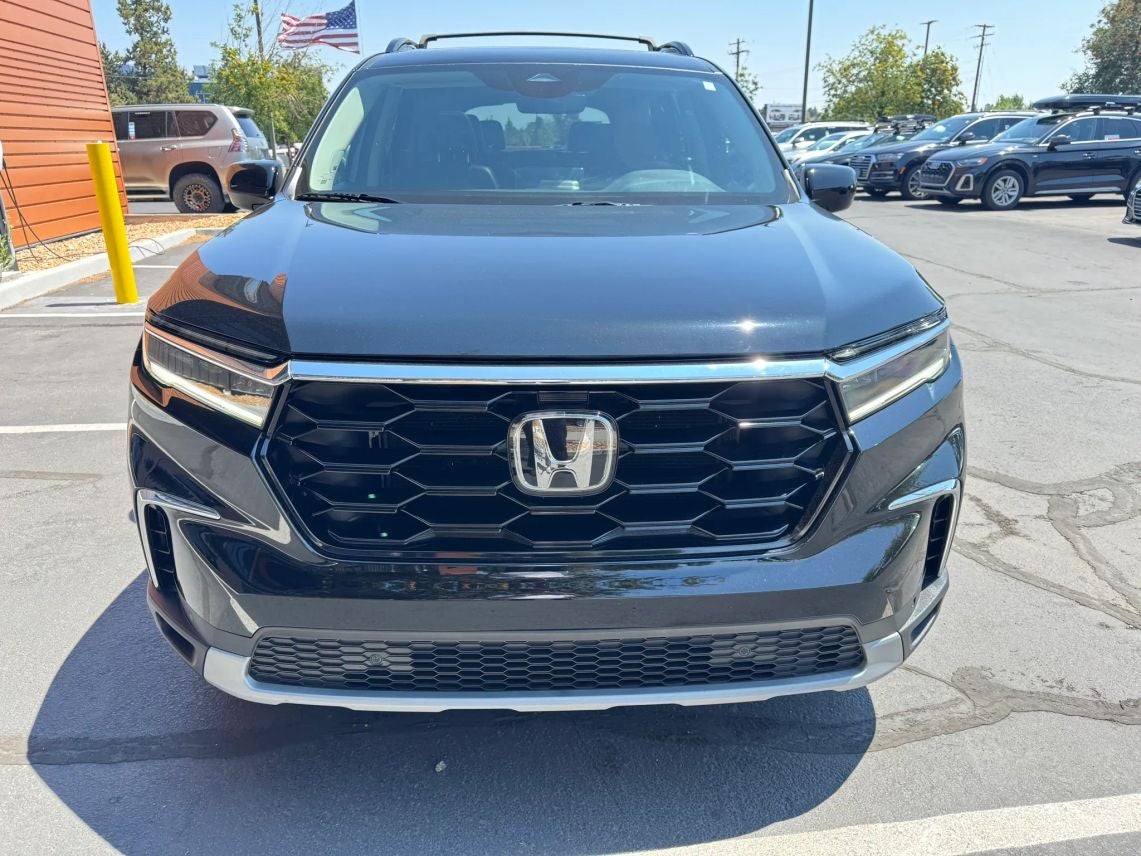 2023 Honda Pilot Touring Sport Utility 4D