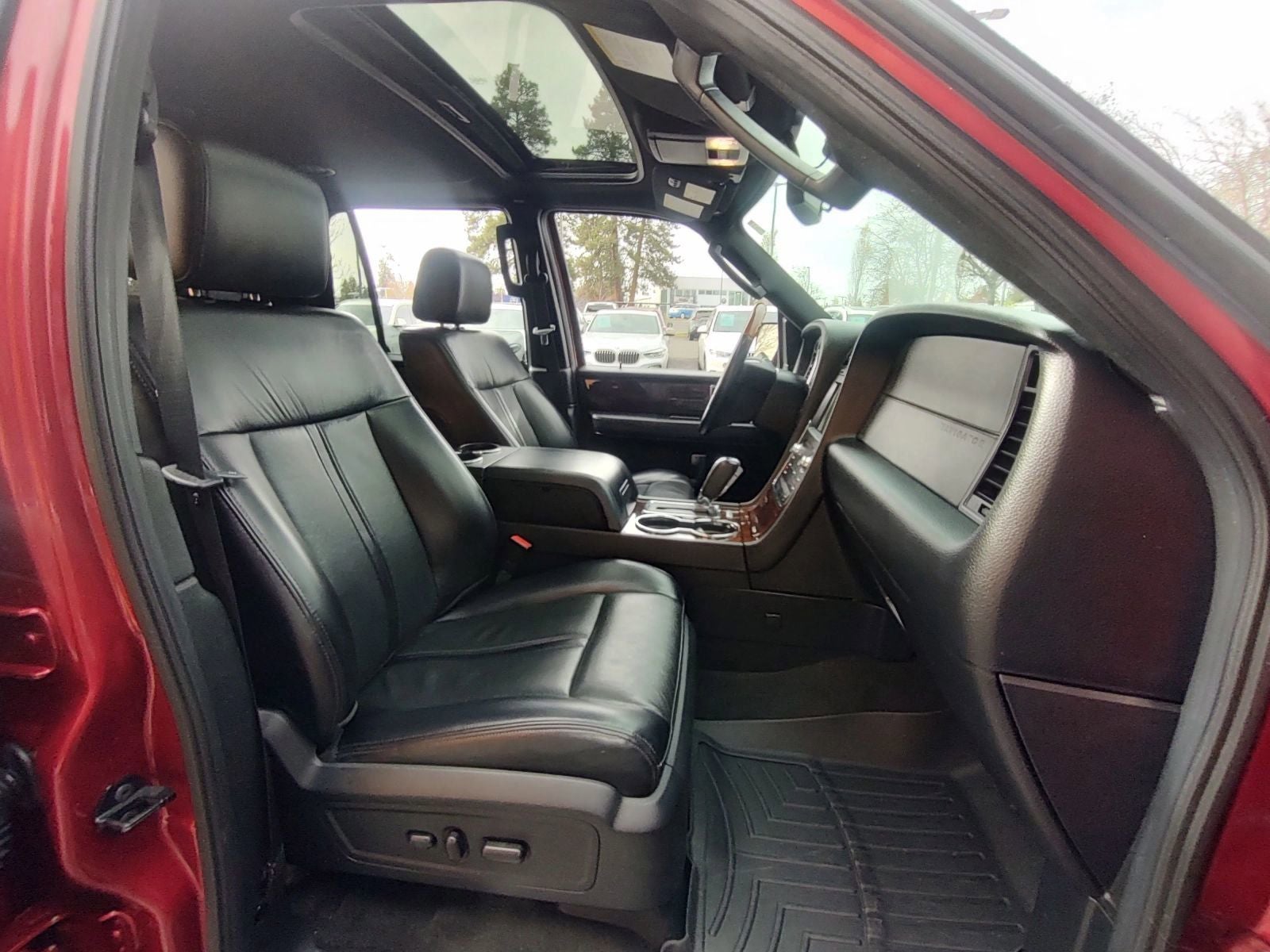 2017 Lincoln Navigator Select