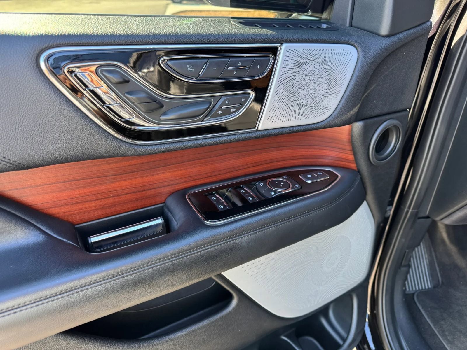 2021 Lincoln Navigator L Reserve