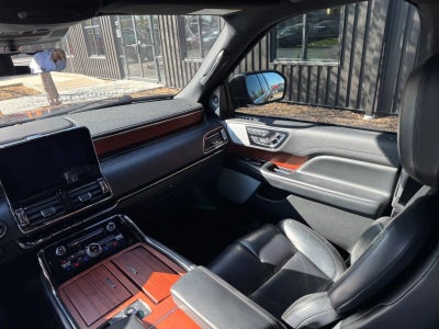 2021 Lincoln Navigator L Reserve