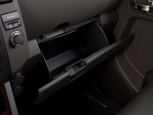 2010 Nissan Pathfinder SE