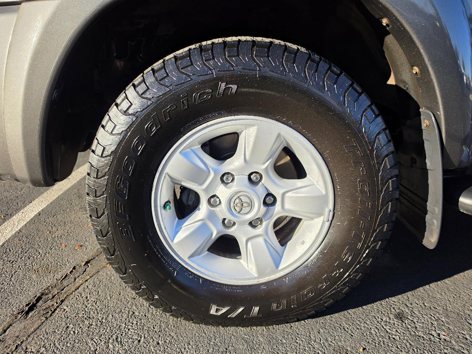 2005 Toyota Sequoia SR5