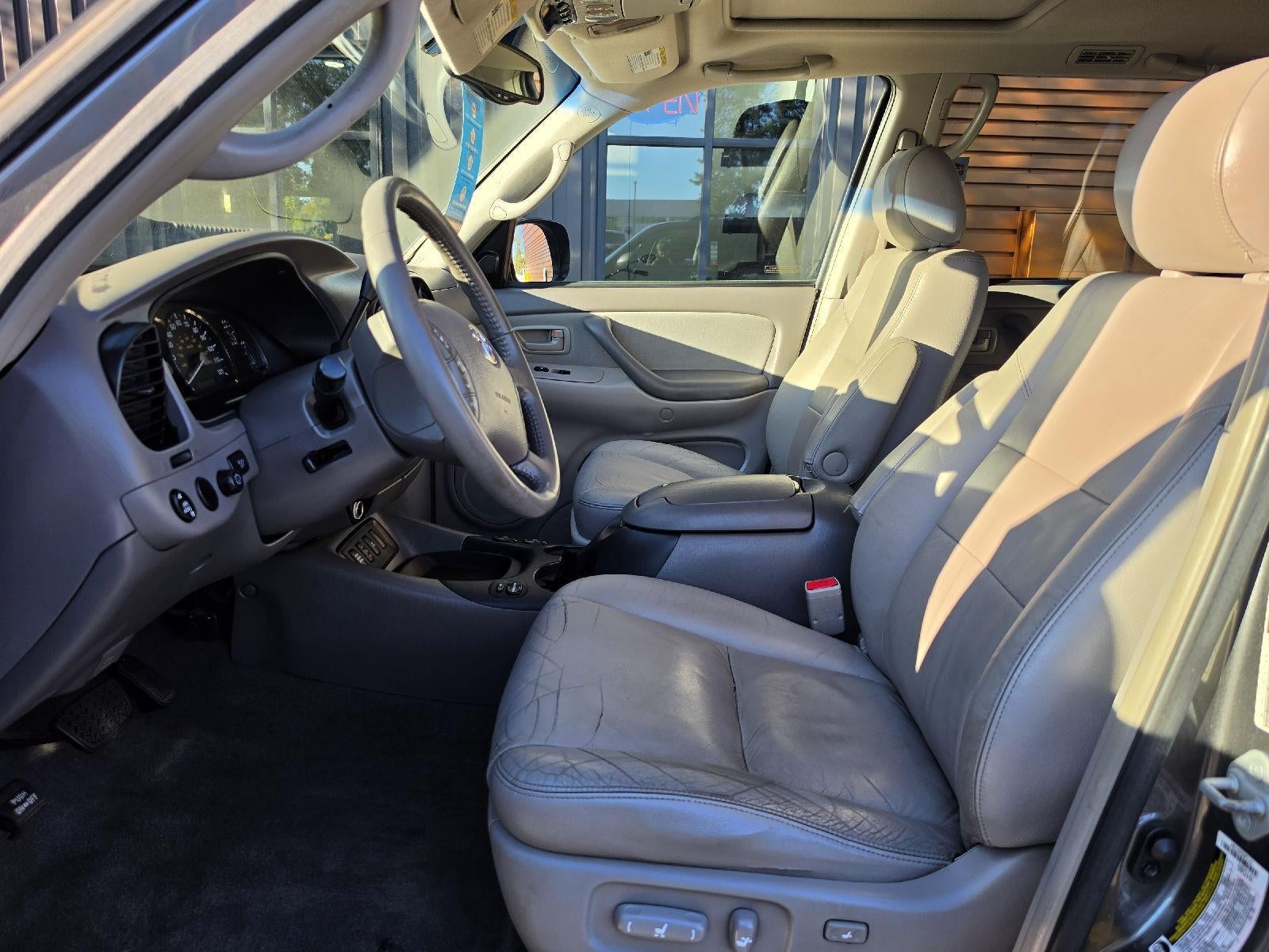 2005 Toyota Sequoia SR5