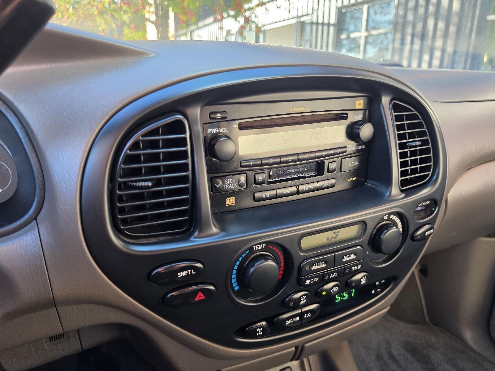 2005 Toyota Sequoia SR5