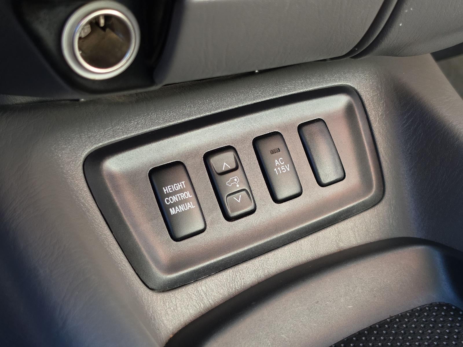 2005 Toyota Sequoia SR5