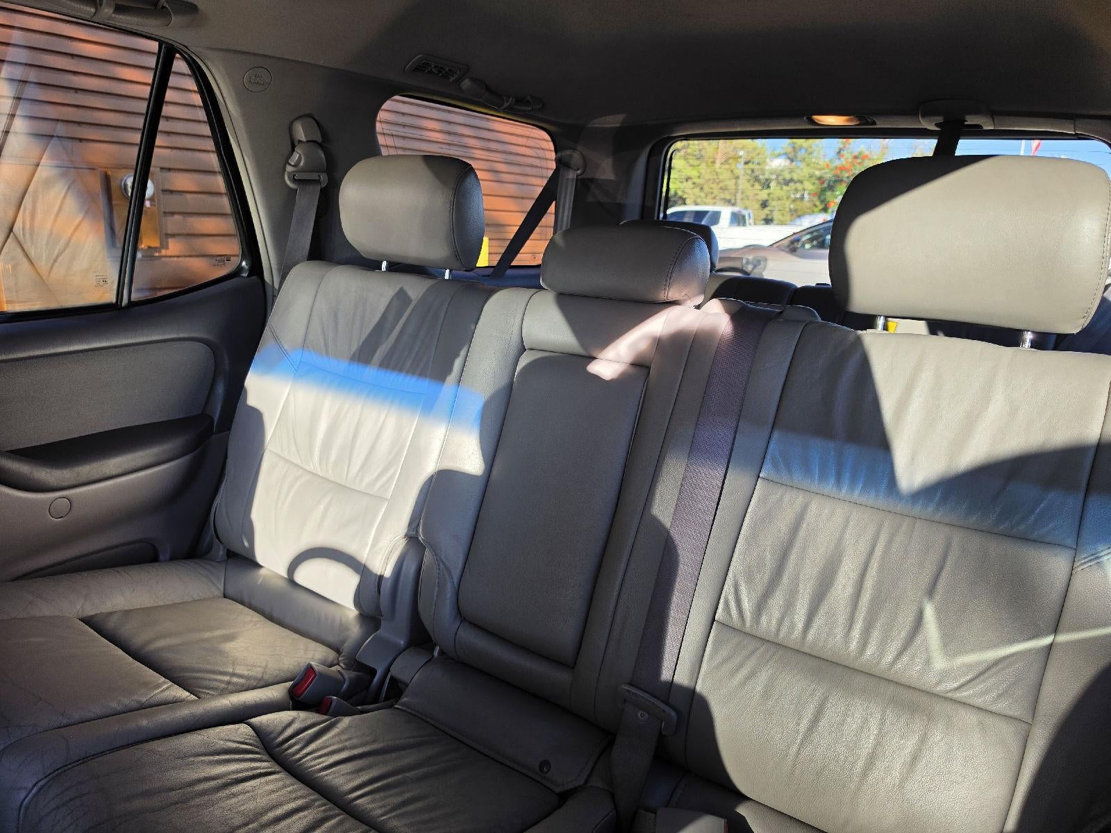 2005 Toyota Sequoia SR5