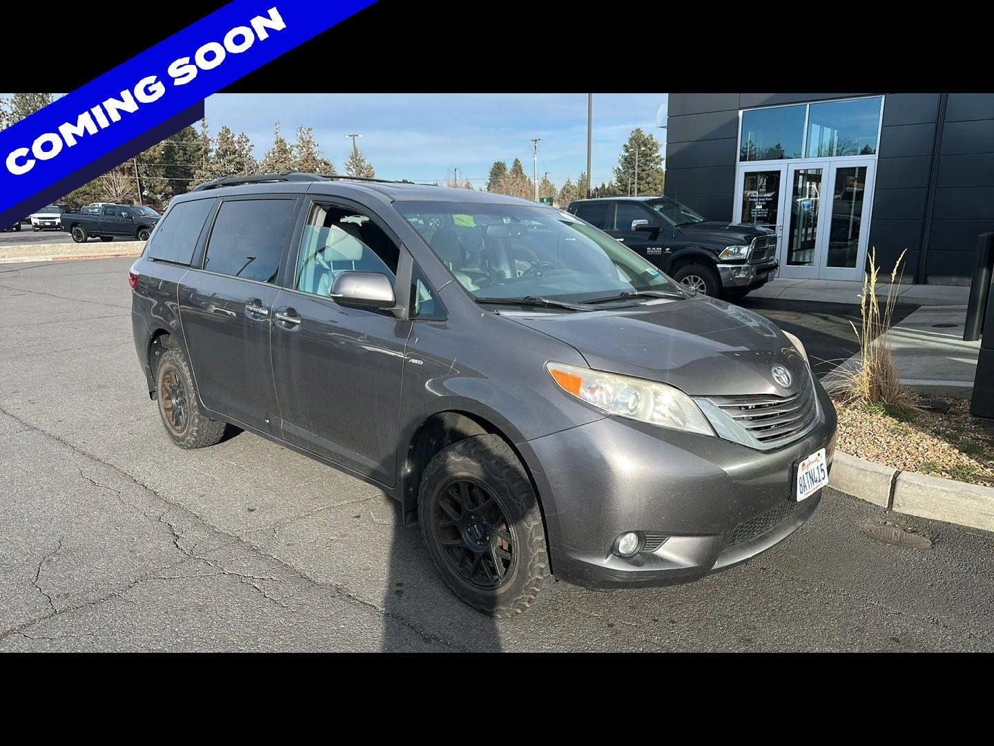 2017 Toyota Sienna XLE 7 Passenger
