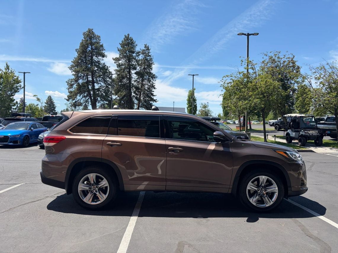 2018 Toyota Highlander Limited Sport Utility 4D