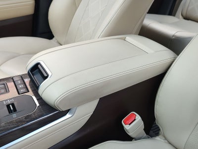 2021 Toyota Highlander Hybrid Platinum