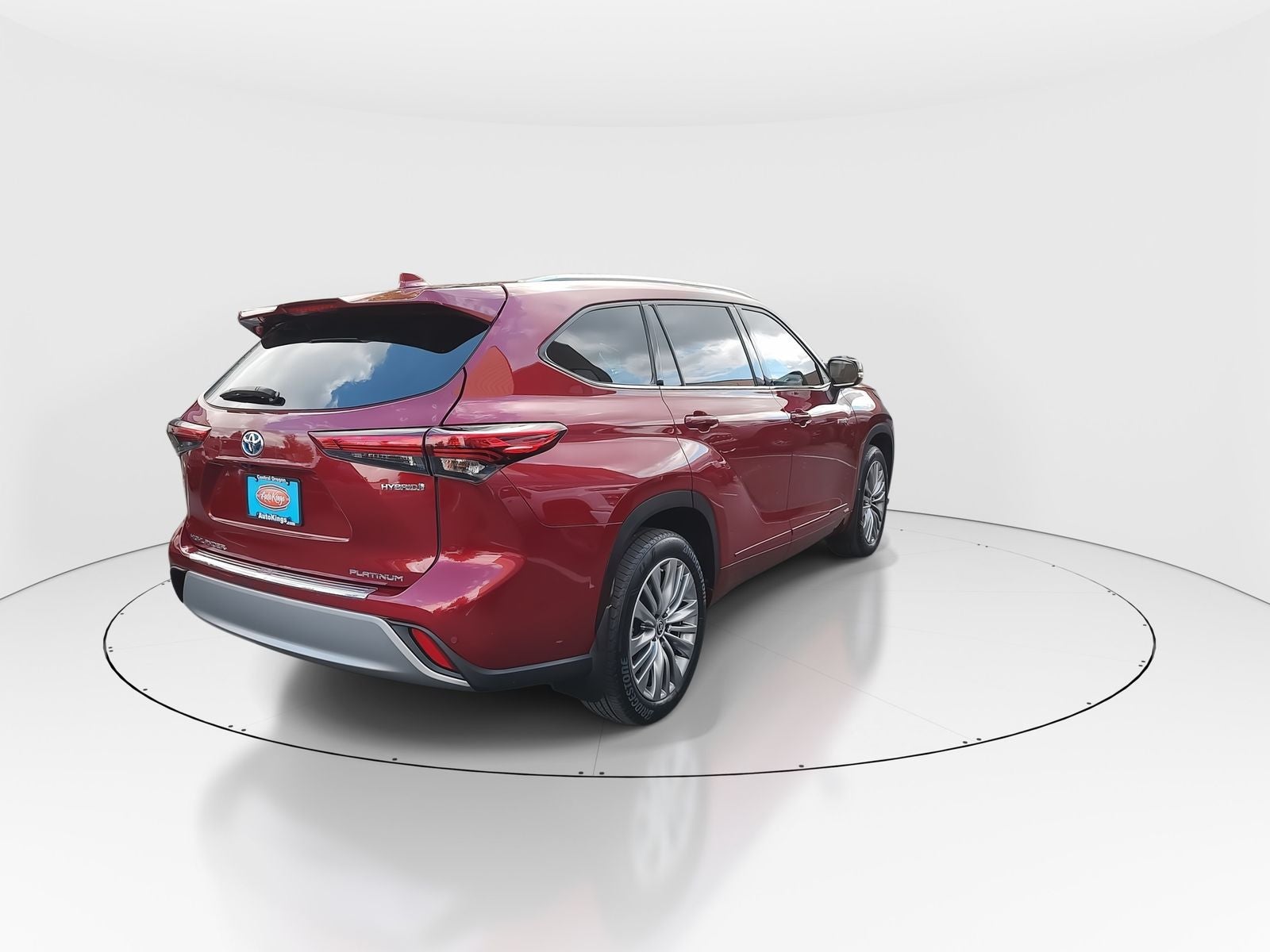 2021 Toyota Highlander Hybrid Platinum