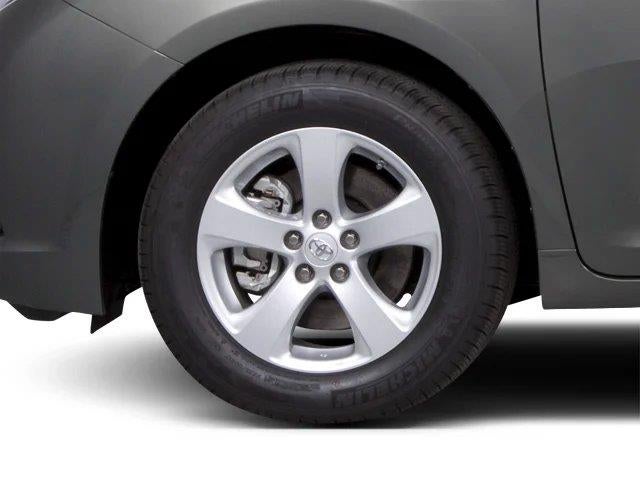2012 Toyota Sienna LE 8-Passenger
