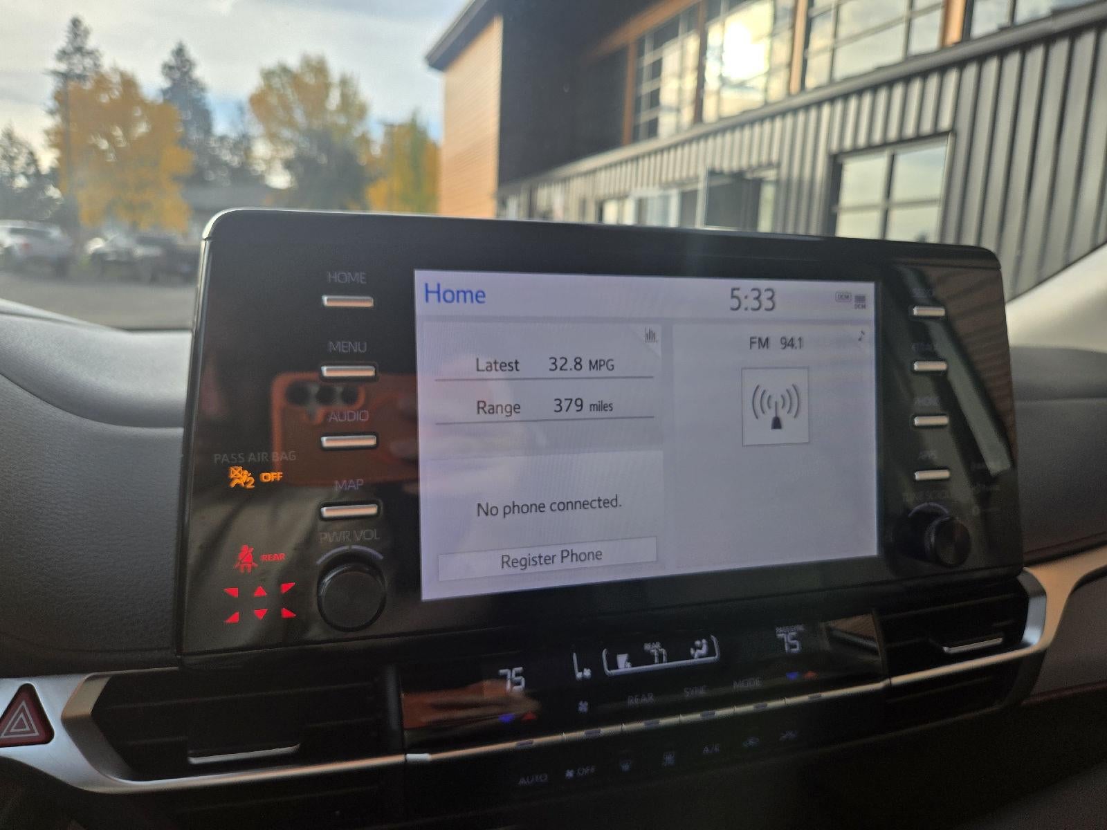 2023 Toyota Sienna LE 8-Passenger