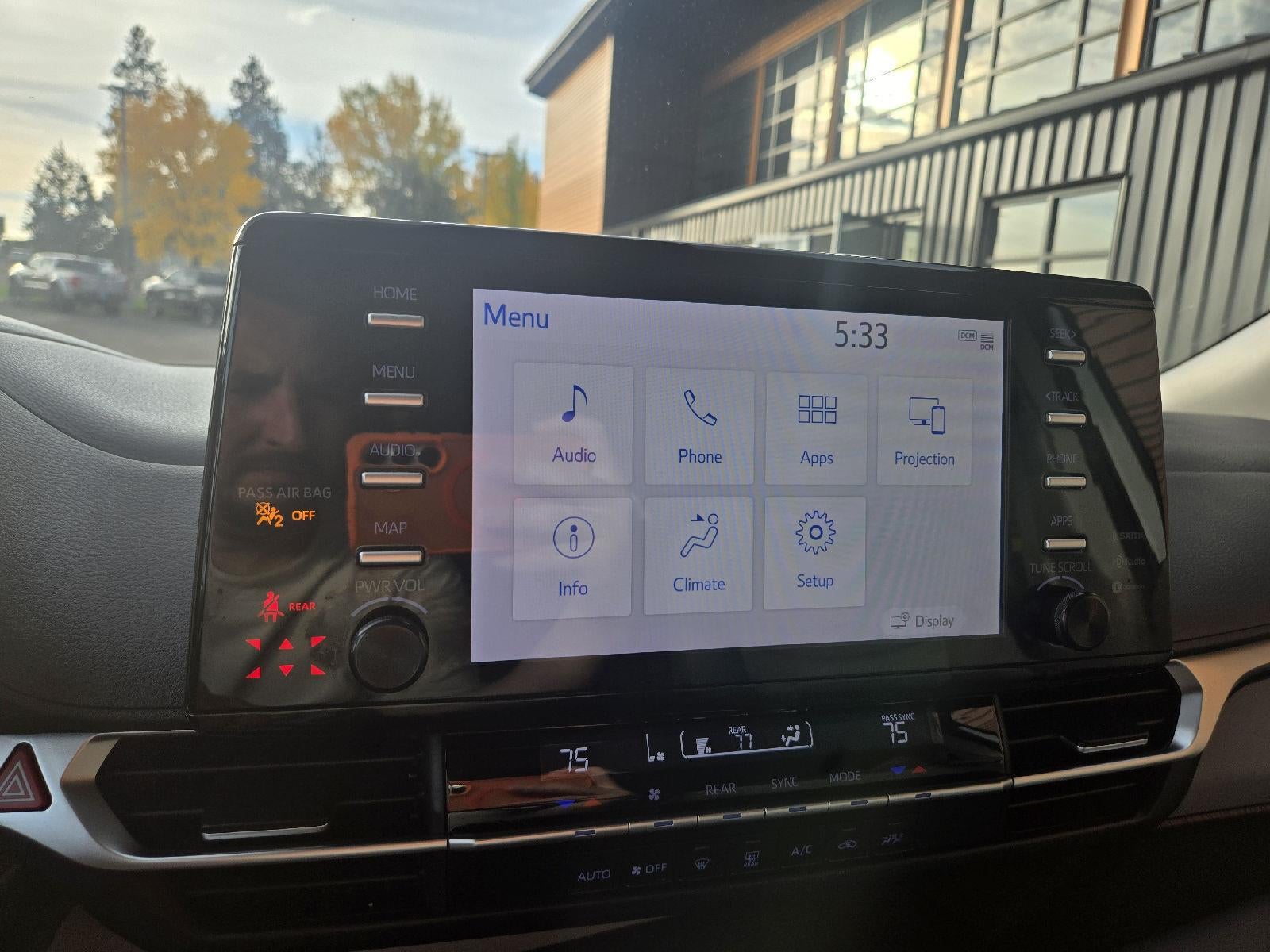 2023 Toyota Sienna LE 8-Passenger