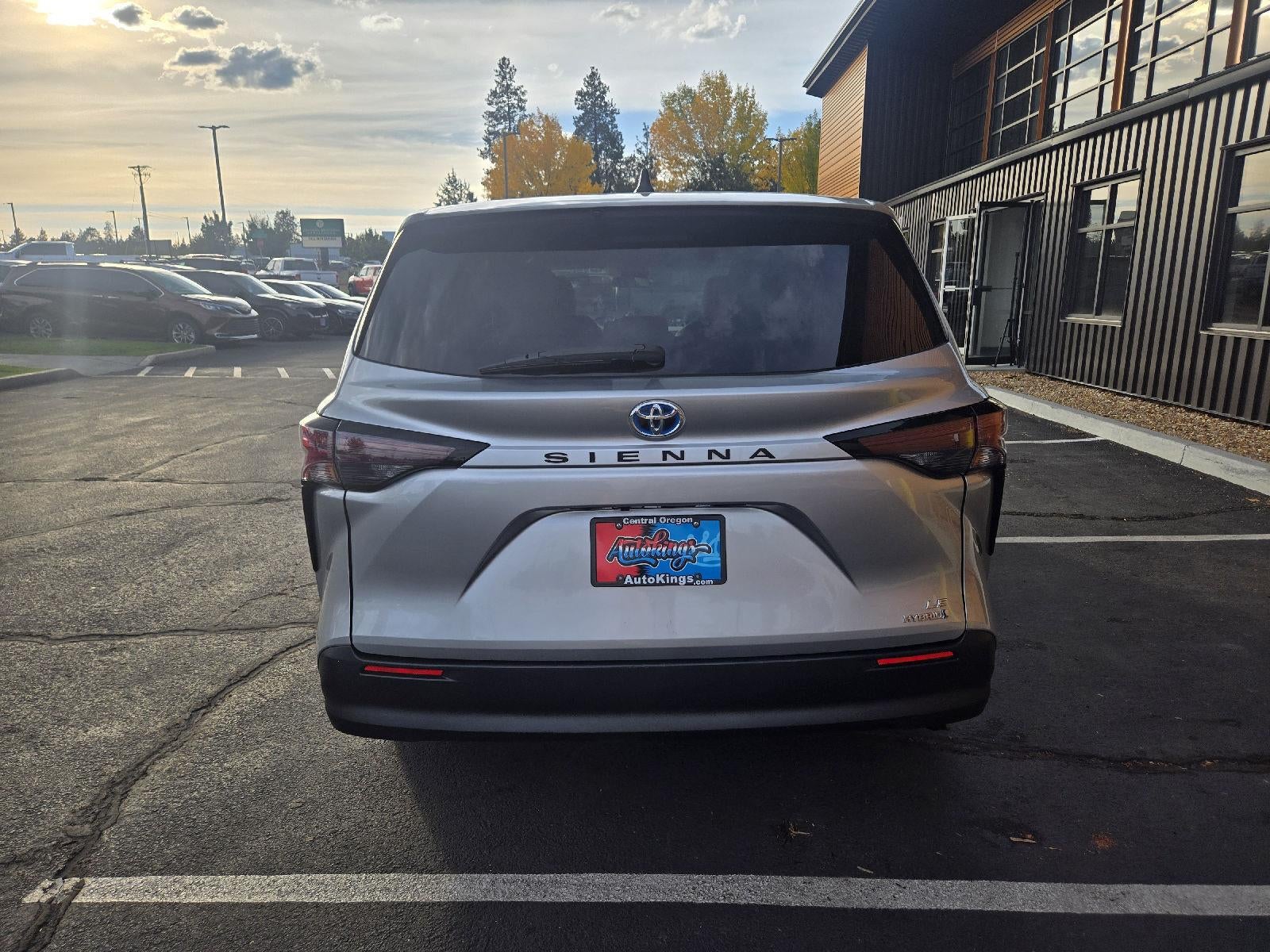 2023 Toyota Sienna LE 8-Passenger
