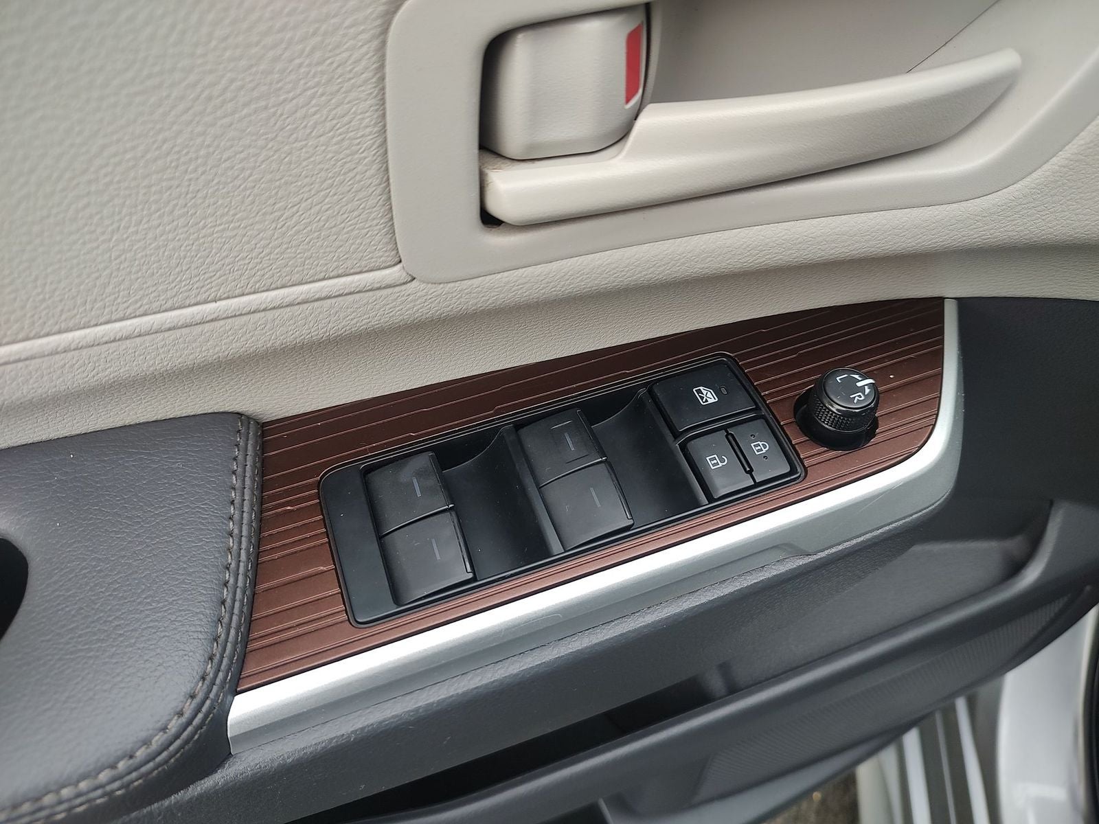 2021 Toyota Sienna LE 8 Passenger