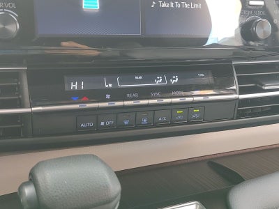 2021 Toyota Sienna LE 8 Passenger