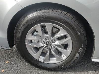 2021 Toyota Sienna LE 8 Passenger