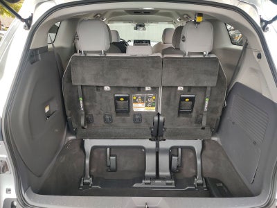 2021 Toyota Sienna LE 8 Passenger