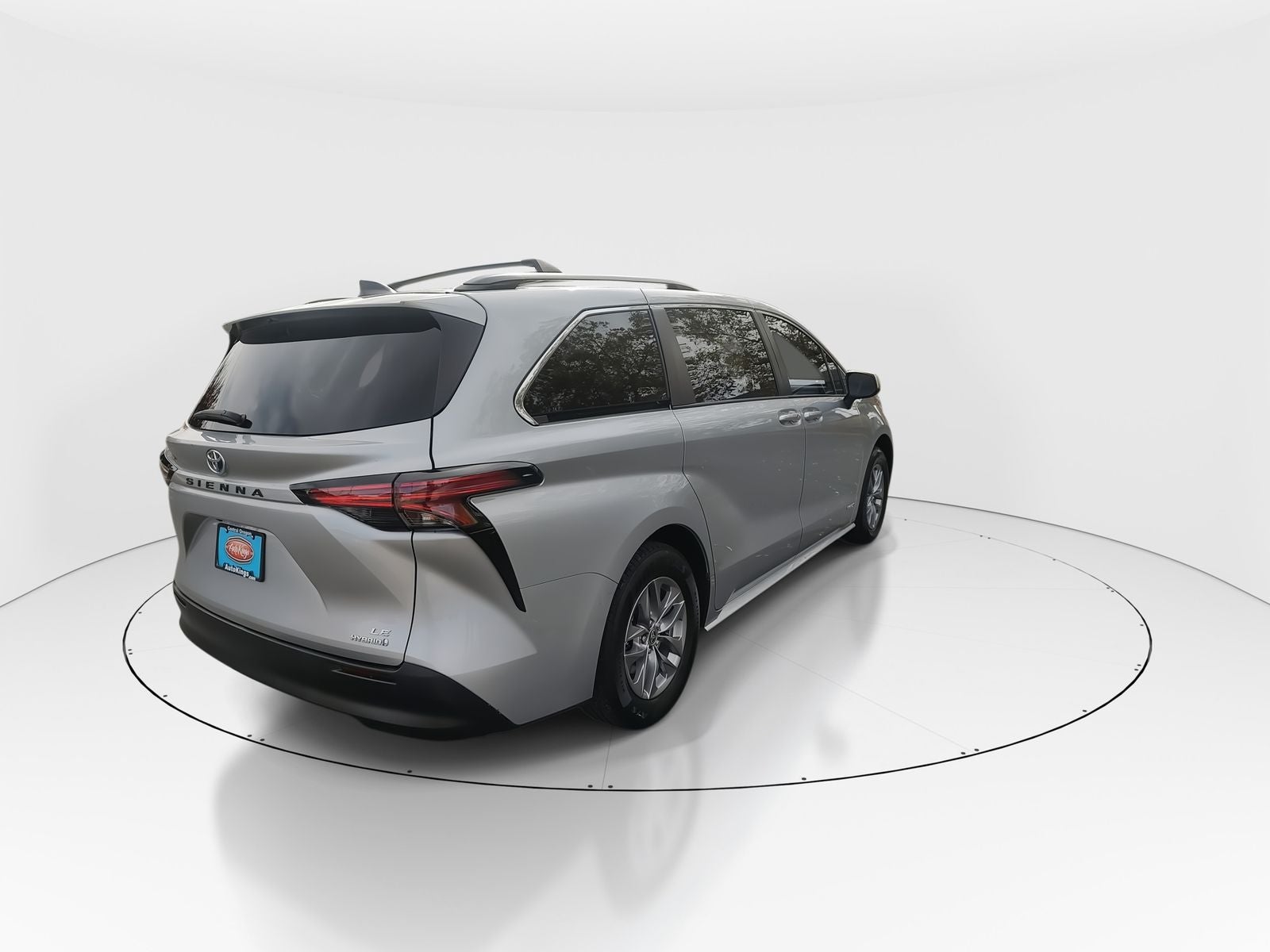 2021 Toyota Sienna LE 8 Passenger