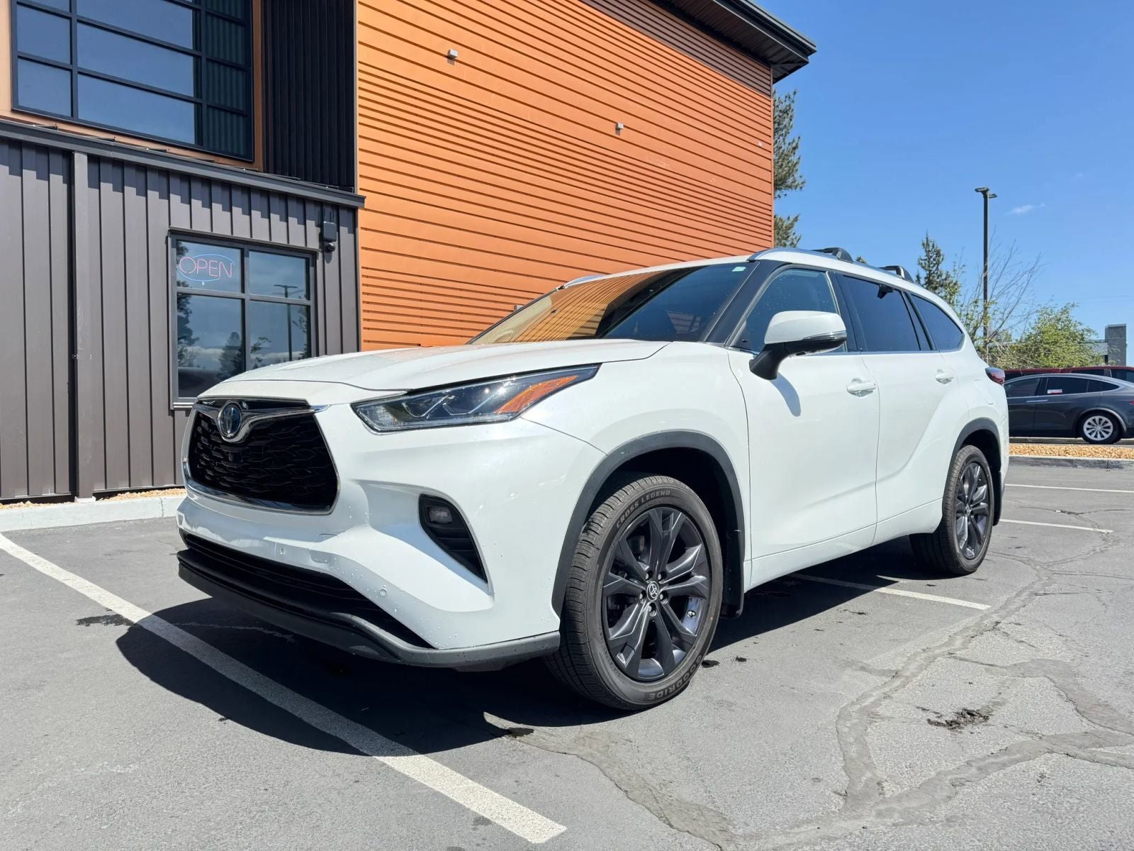 2022 Toyota Highlander Hybrid Limited